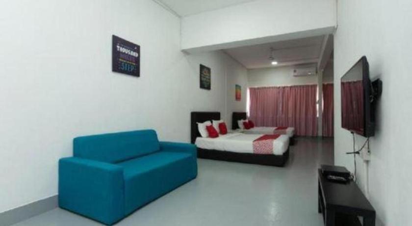 Oyo 43993 Madsuite Kota Kinabalu Exterior photo